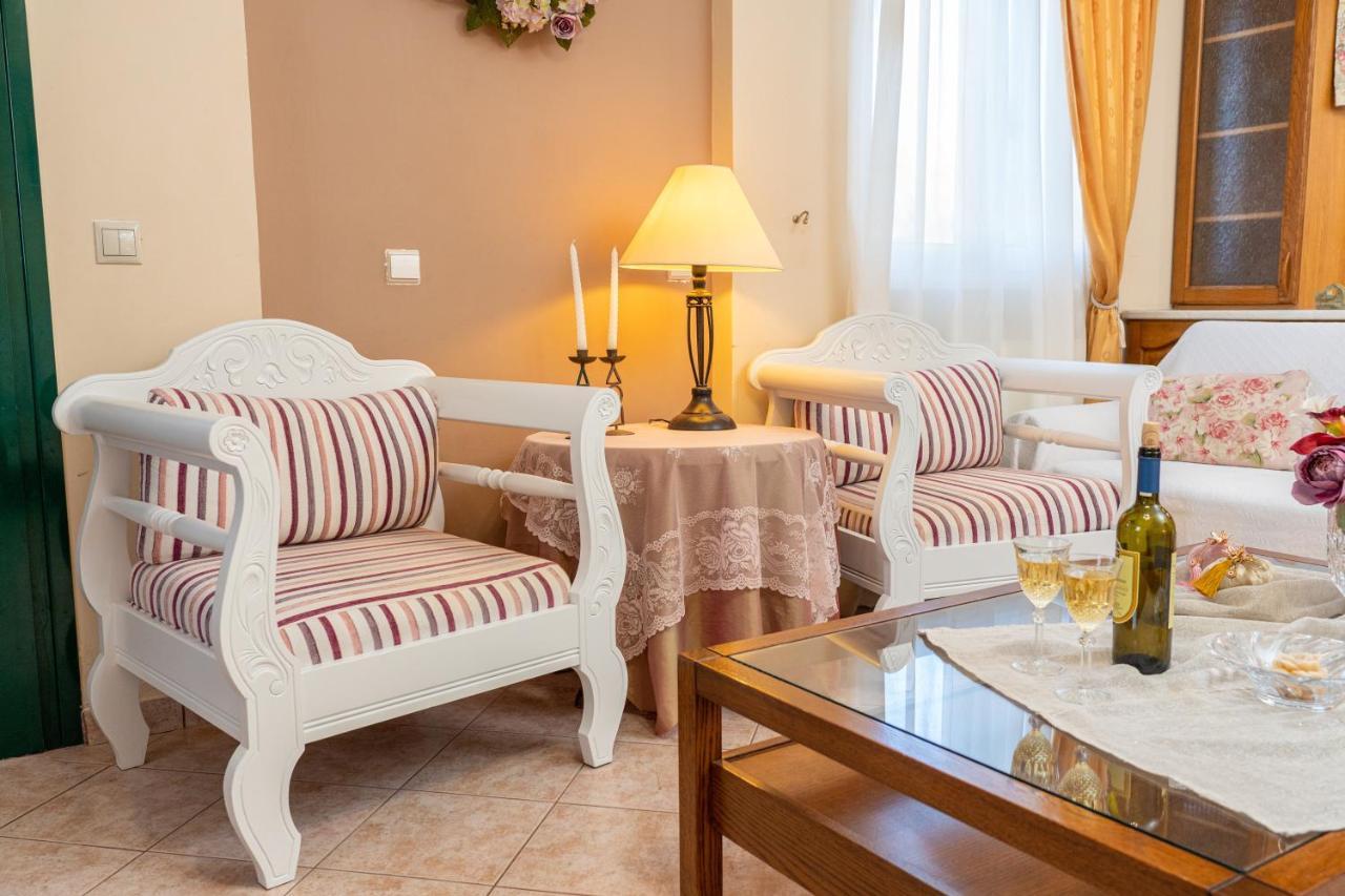 Artemis Superb 2 Bedroom Apartment 700 M Away From The Beach Minia Exteriér fotografie