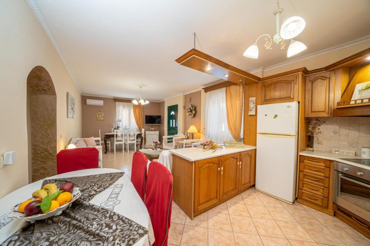 Artemis Superb 2 Bedroom Apartment 700 M Away From The Beach Minia Exteriér fotografie